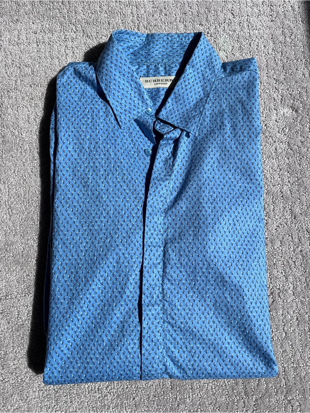 Burberry Men’s Light Blue Micro-Pattern Button-Down Shirt